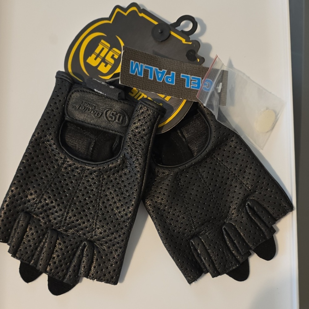 DS14-S Leather Gloves Fingerless Motorcycle Gloves with Perforated Action